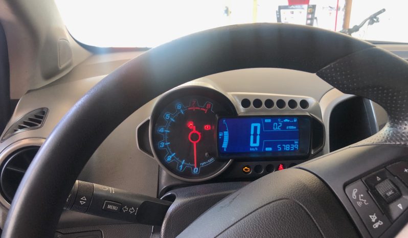 
								Chevrolet Sonic 2015 full									