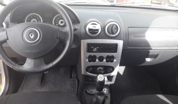 
										Renault Sandero 2012 full									