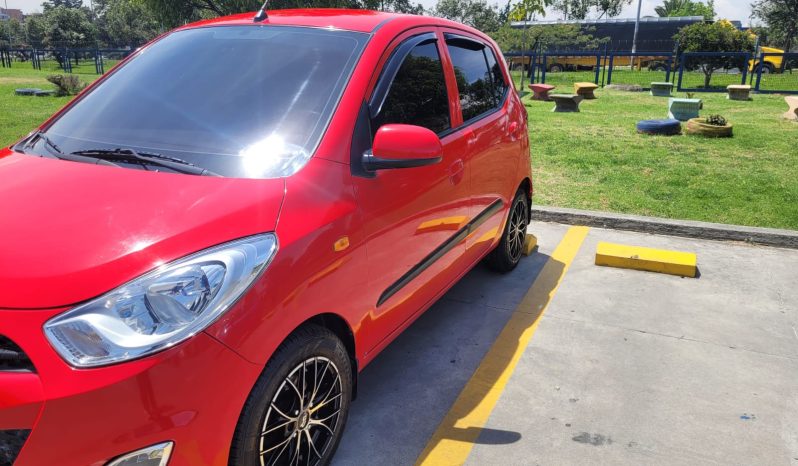 
								Hyundai i10 full									