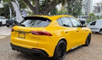 
										Maserati Amarillito Pollito, Nuevecito Nuevecito … full									