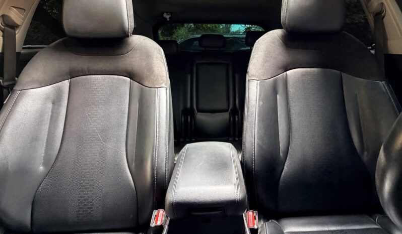 
								Kia Sportage Zenith 2025 full									